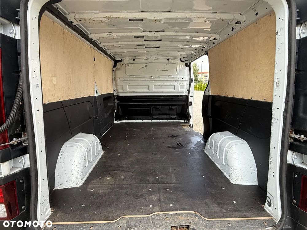 Renault Trafic - 20
