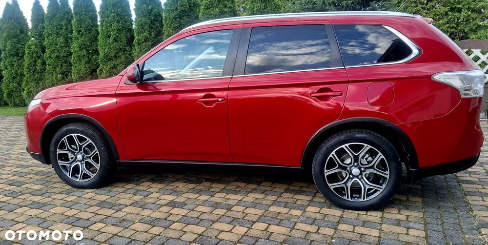 Mitsubishi Outlander 2.0 4WD CVT Top - 2