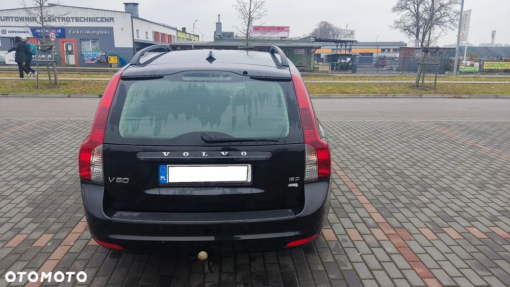 Volvo V50 1.6D DRIVe Momentum - 4