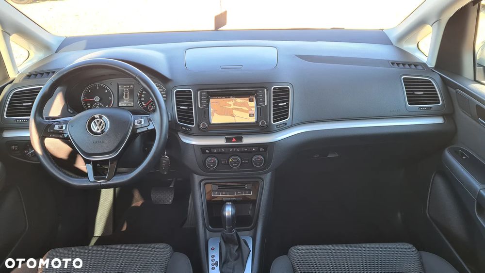 Volkswagen Sharan - 2