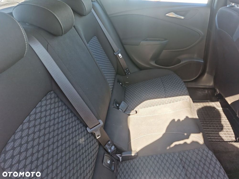 Opel Astra - 11