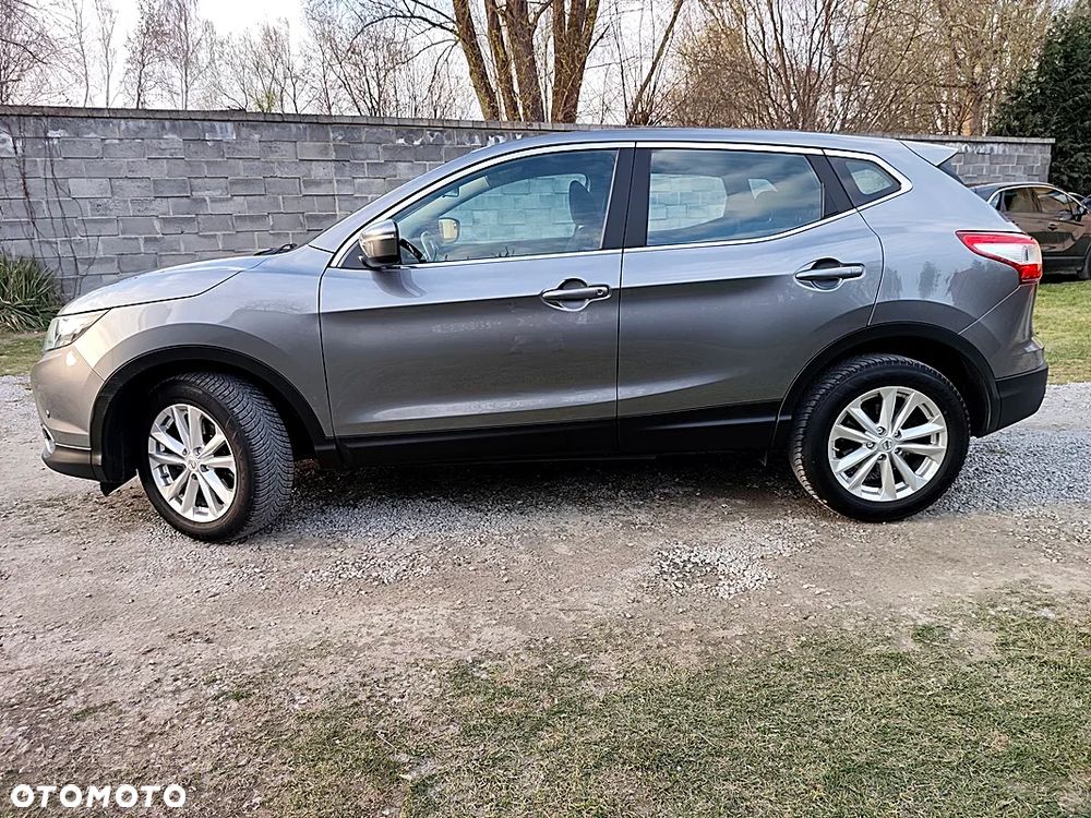 Nissan Qashqai 1.5 dCi DPF acenta - 16