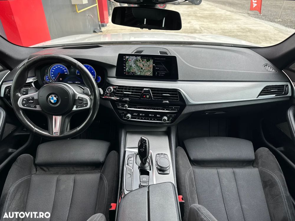 BMW Seria 5 530d xDrive AT - 18
