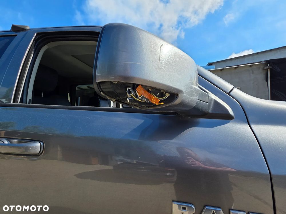 Dodge RAM - 2