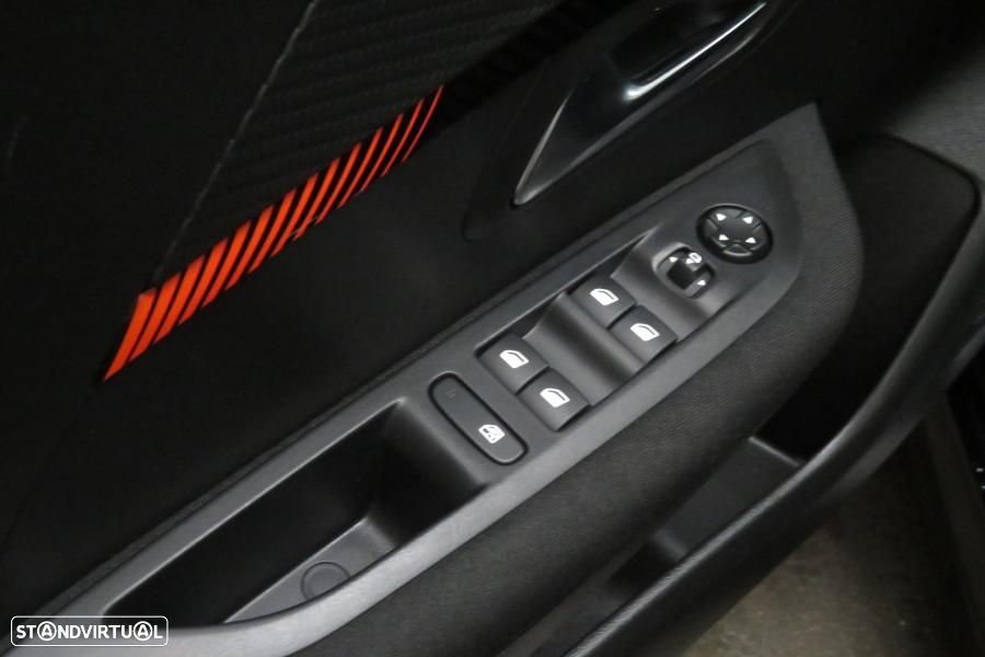 Peugeot 208 1.2 PureTech Active - 13