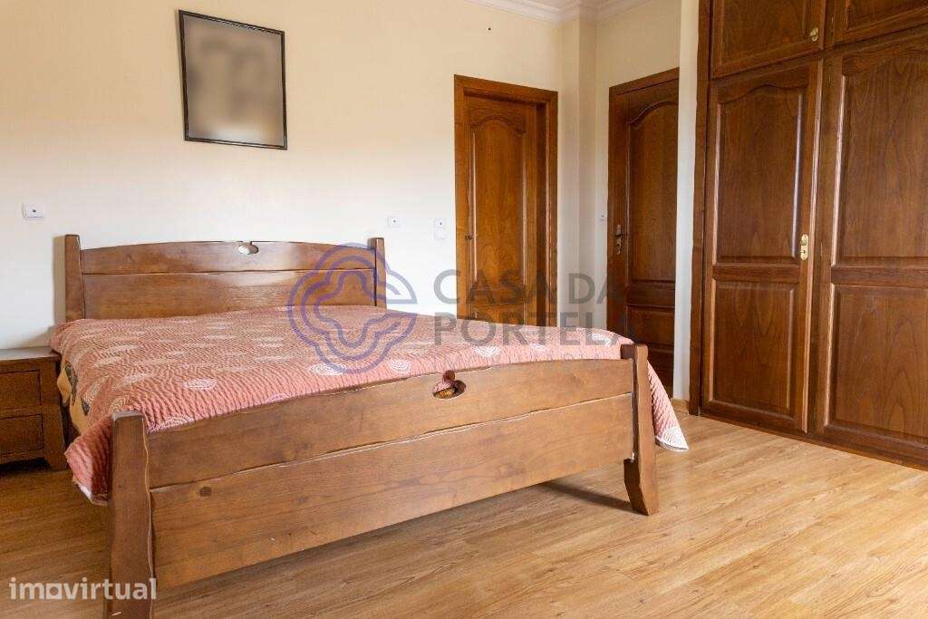 Moradia de Prestígio com Piscina, 392 m2, Jardim e Terreno de 2.500 m2 - Grande imagem: 5/51