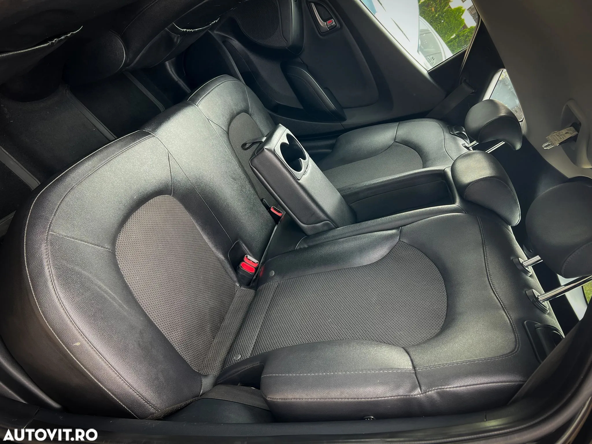 Hyundai ix35 2.0 CRDI 4WD Automatik Finale Gold - 8