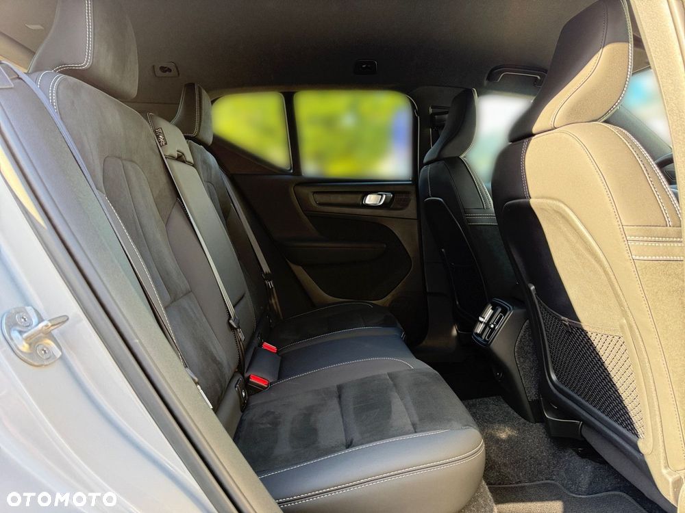 Volvo XC 40 - 28