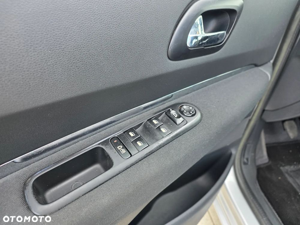 Peugeot 5008 1.6 HDi Business Line - 22