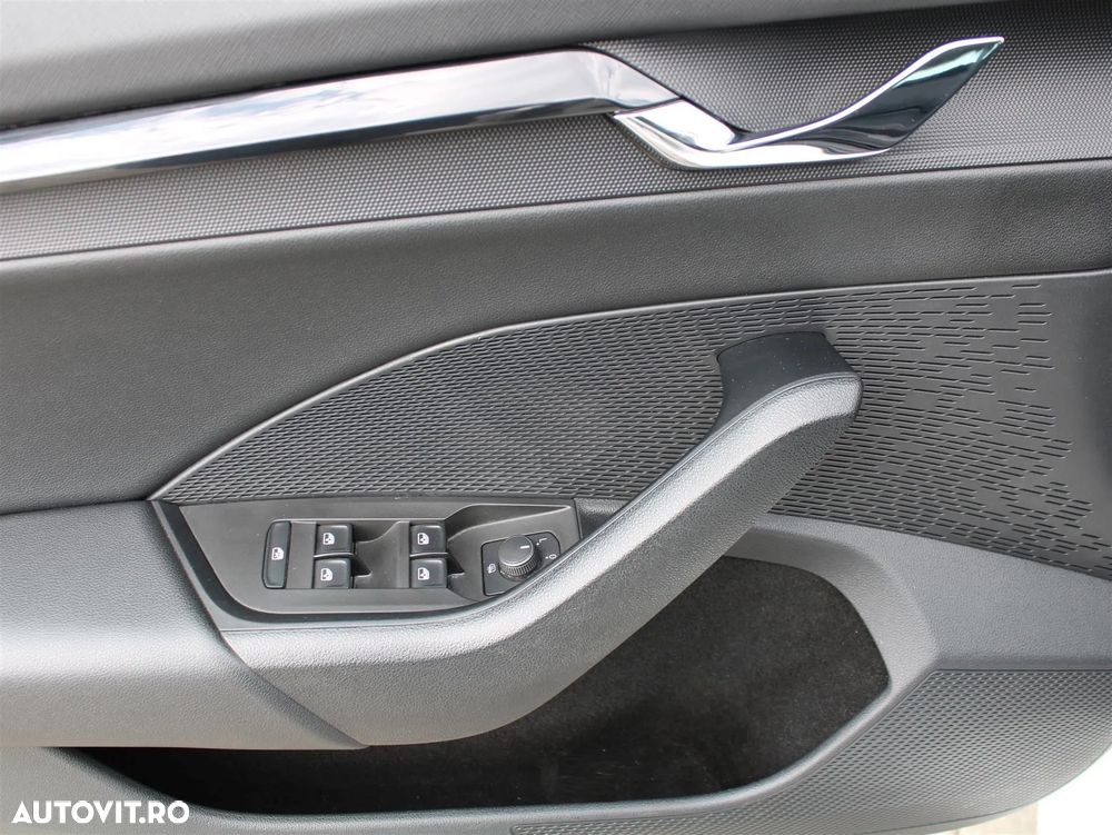 Skoda Octavia 2.0 TDI DSG Ambition - 10