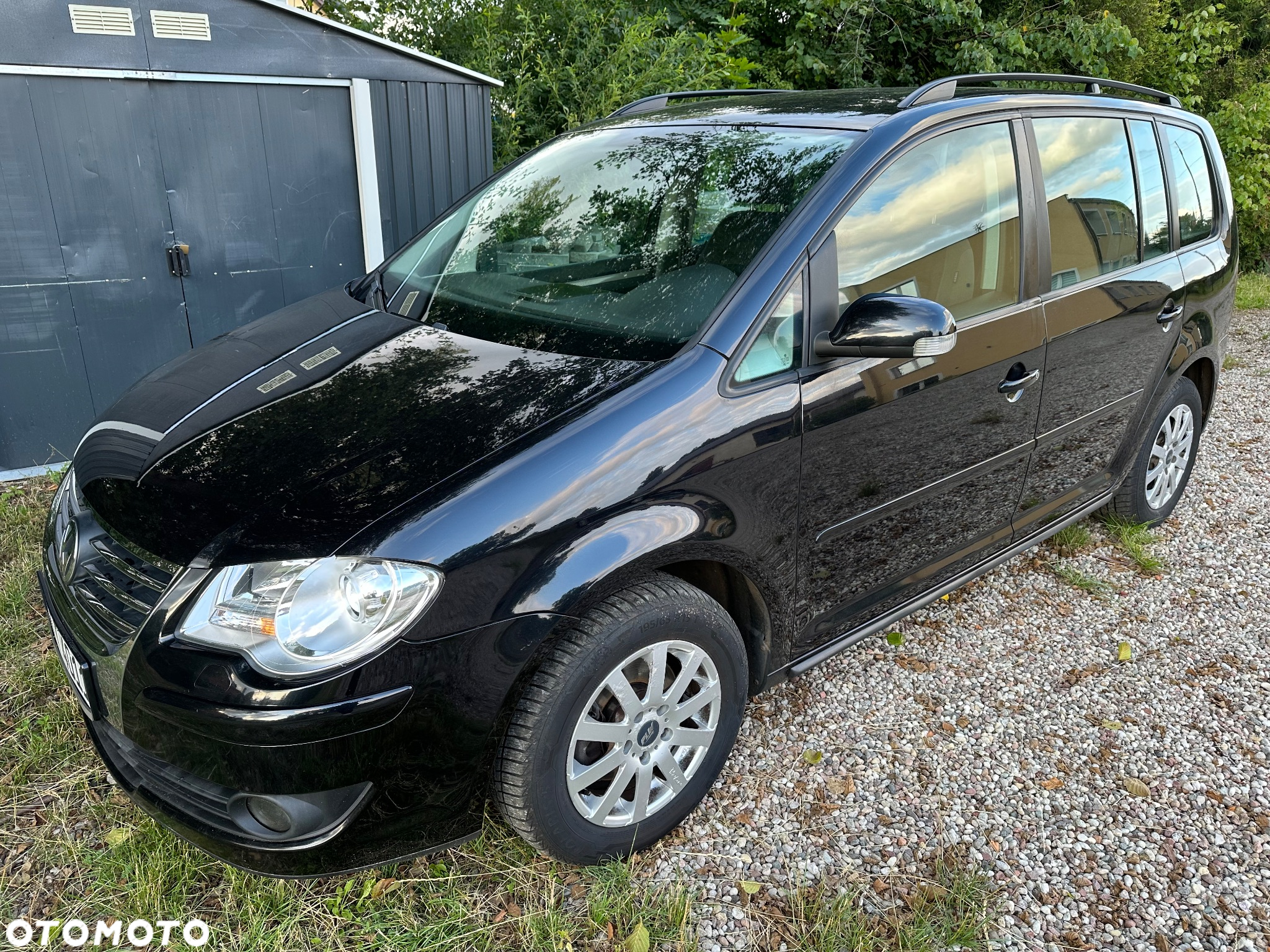 Volkswagen Touran 2.0 TDI Highline - 25