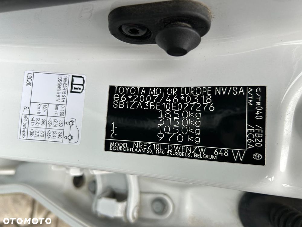 Toyota Corolla 1.2 T Comfort - 12