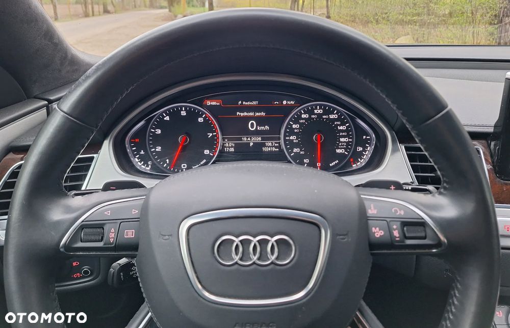 Audi A8 4.0 TFSI L Quattro - 12