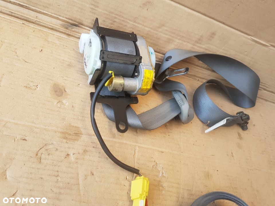 Suzuki Ignis FH 00-03 pasy bezpieczeństwa przód tył klamra zapinka komplet - 3