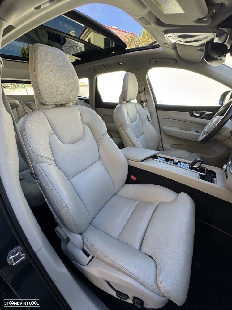 Volvo XC 60 2.0 T8 PHEV Inscription AWD - 24