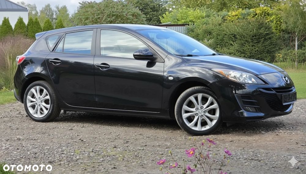 Mazda 3 1.6 Active + - 2