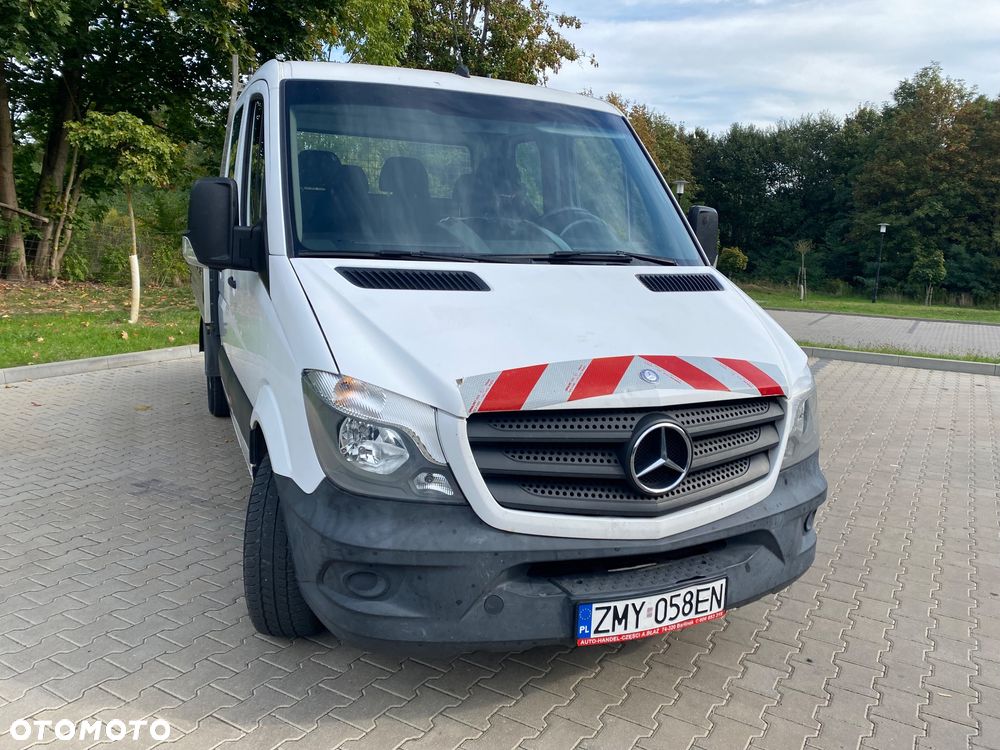 Mercedes-Benz Sprinter - 2
