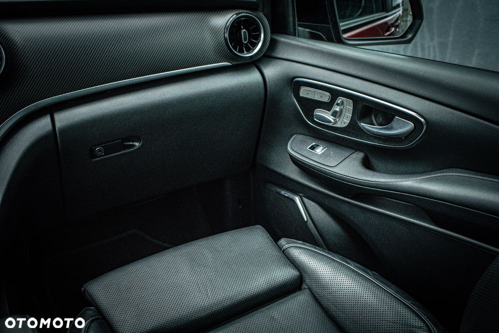 Mercedes-Benz Klasa V 300 d 4-Matic Avantgarde 9G-Tronic - 12