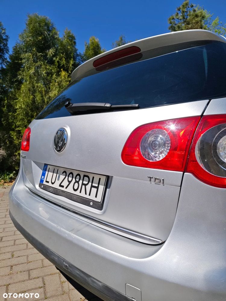 Volkswagen Passat 1.9 TDI DPF Comfortline - 6
