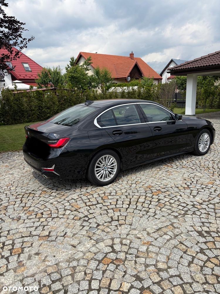 BMW Seria 3 318d - 9