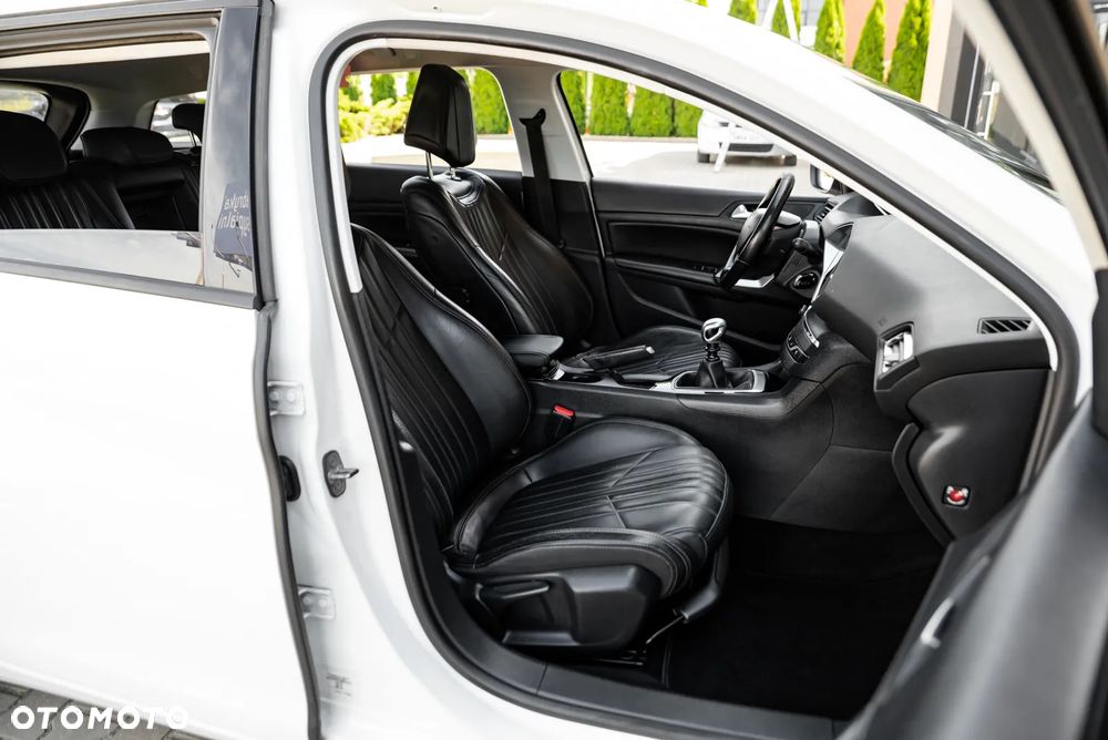 Peugeot 308 PureTech 130 Stop & Start Winter Edition - 22