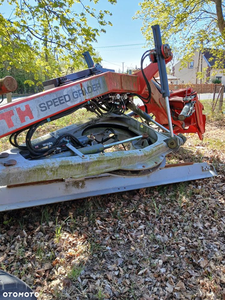 New Holland PTH G2 Speed Grader - 3