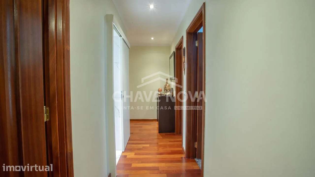 Apartamento T1+1 Coimbrões, com garagem Box, 96 m² - SD/04735-TP - Grande imagem: 4/29