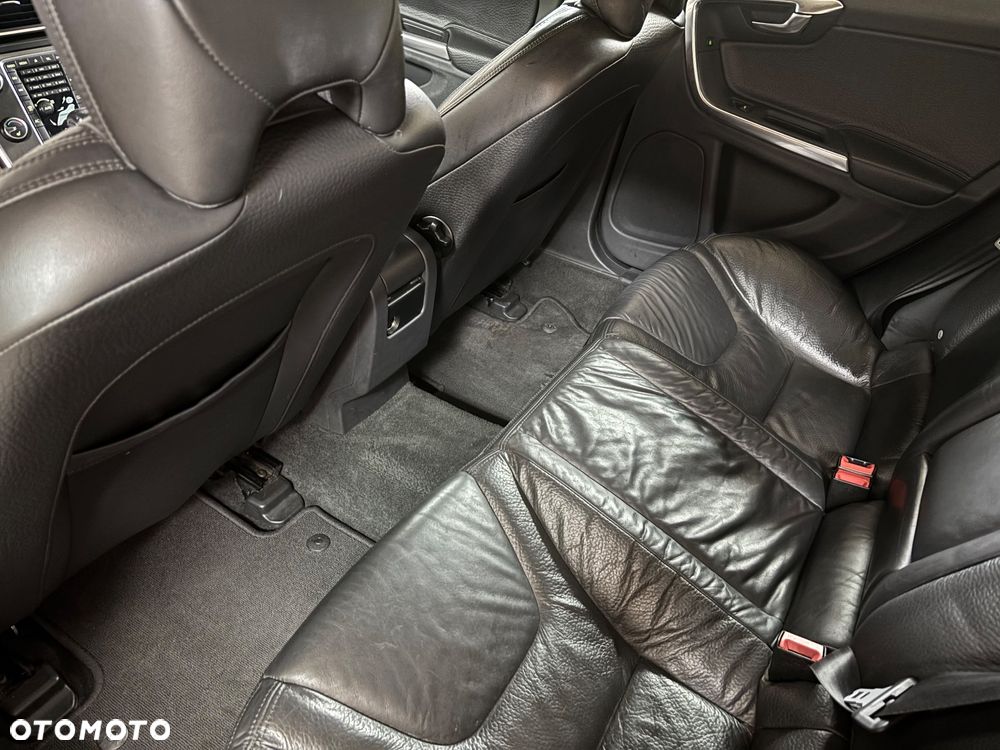 Volvo S60 ver-2-5-t5 - 8