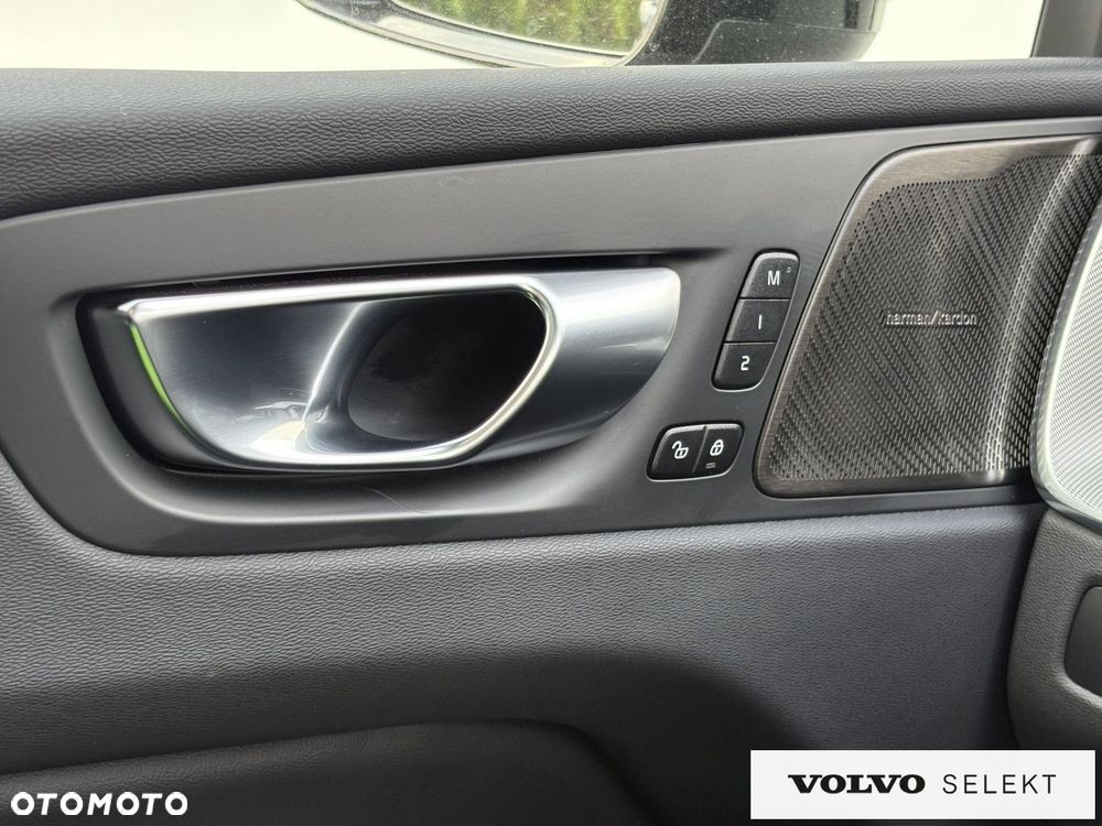 Volvo XC 60 - 36