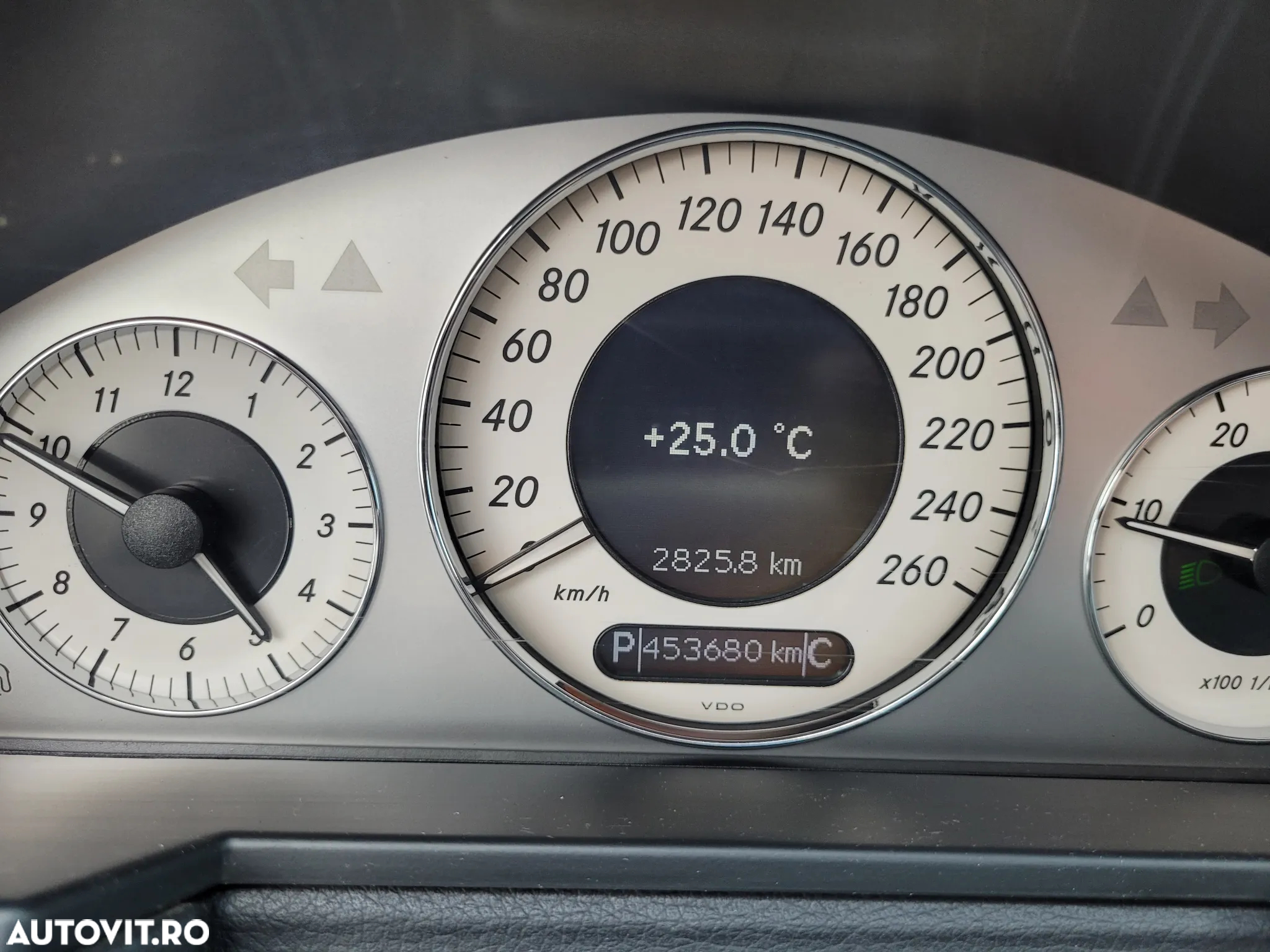Mercedes-Benz E 220 T CDI Automatik Avantgarde - 18