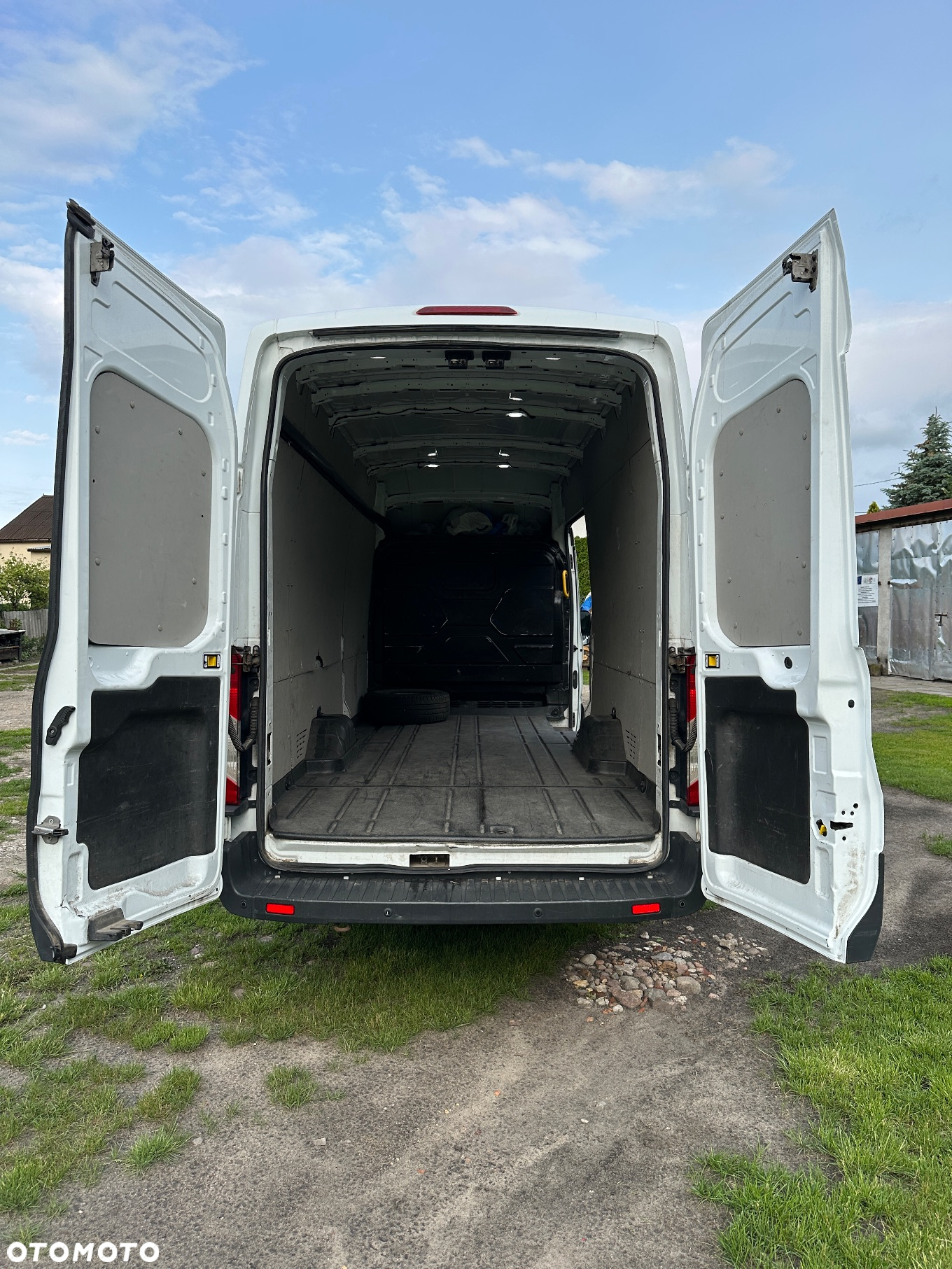 Ford Transit - 16