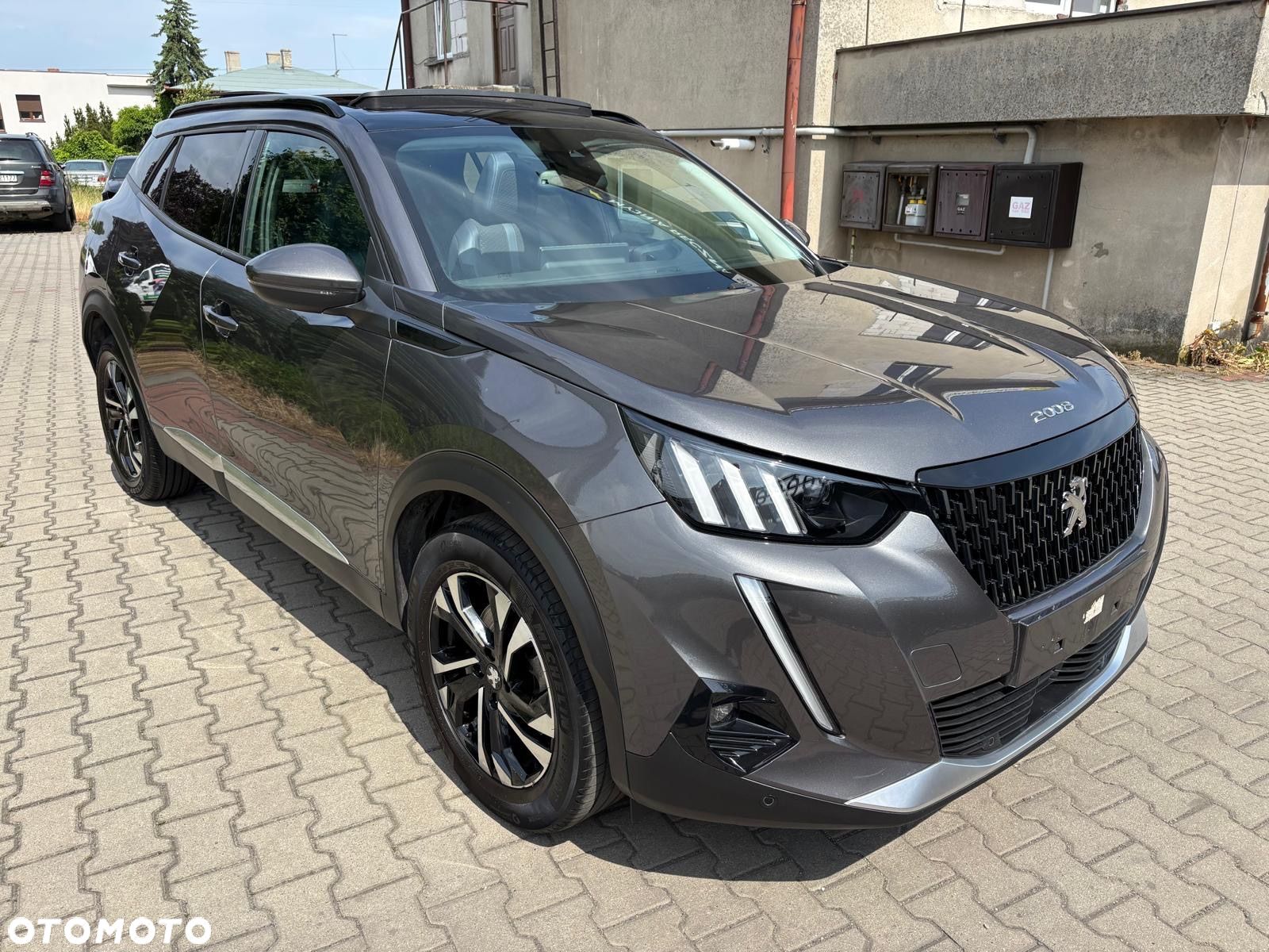 Peugeot 2008 1.5 BlueHDi GT Pack S&S EAT8 - 1