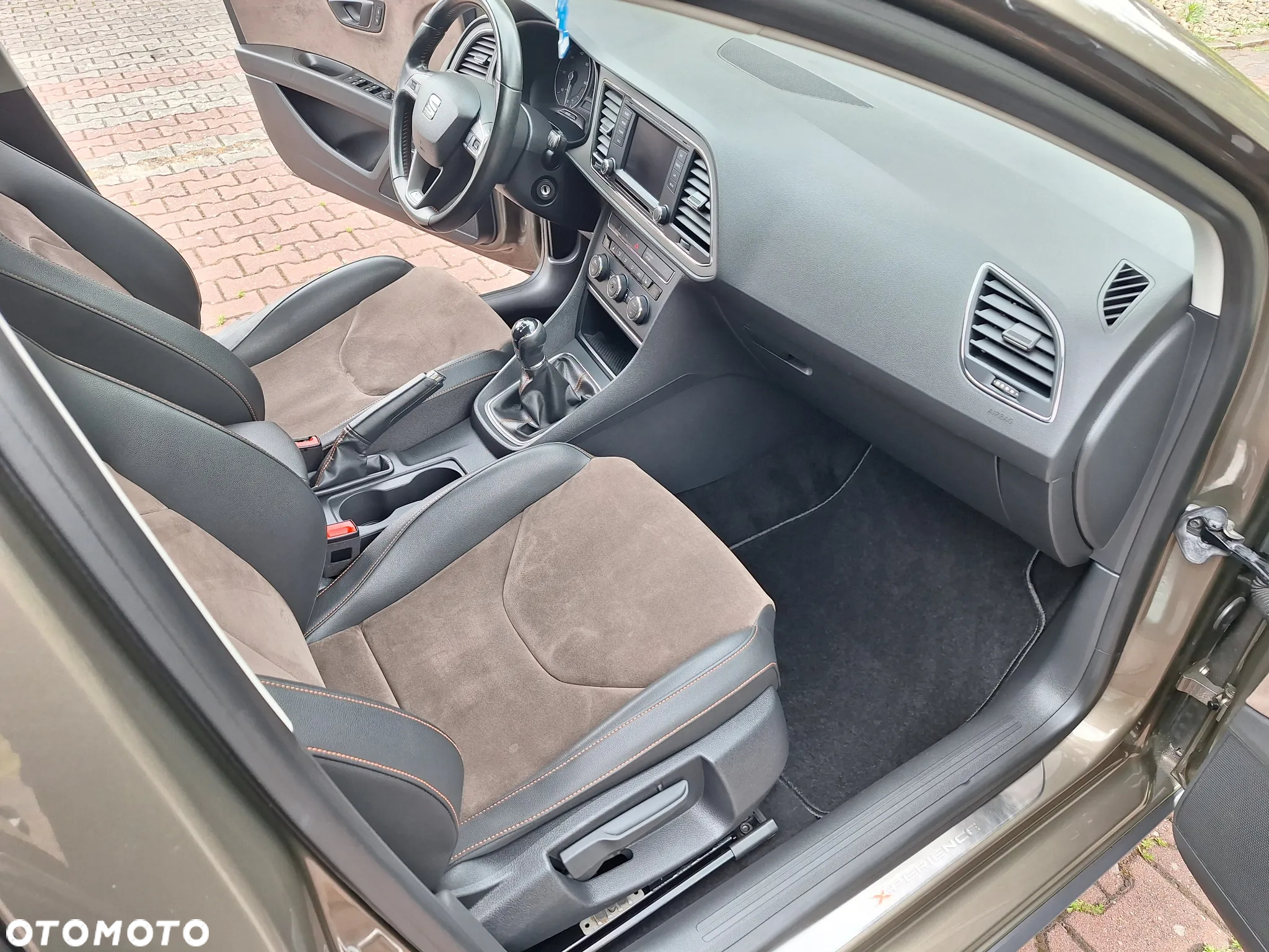 Seat Leon ST 2.0 TDI Start&Stop 4Drive X-Perience - 11
