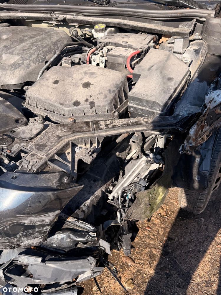 Volvo V40 T2 Geartronic - 26