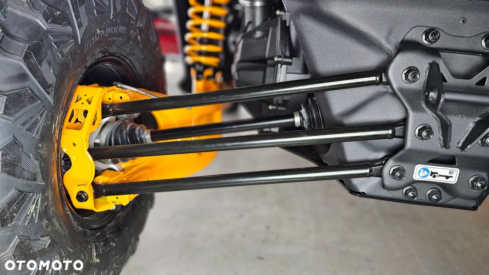 Can-Am Maverick - 12