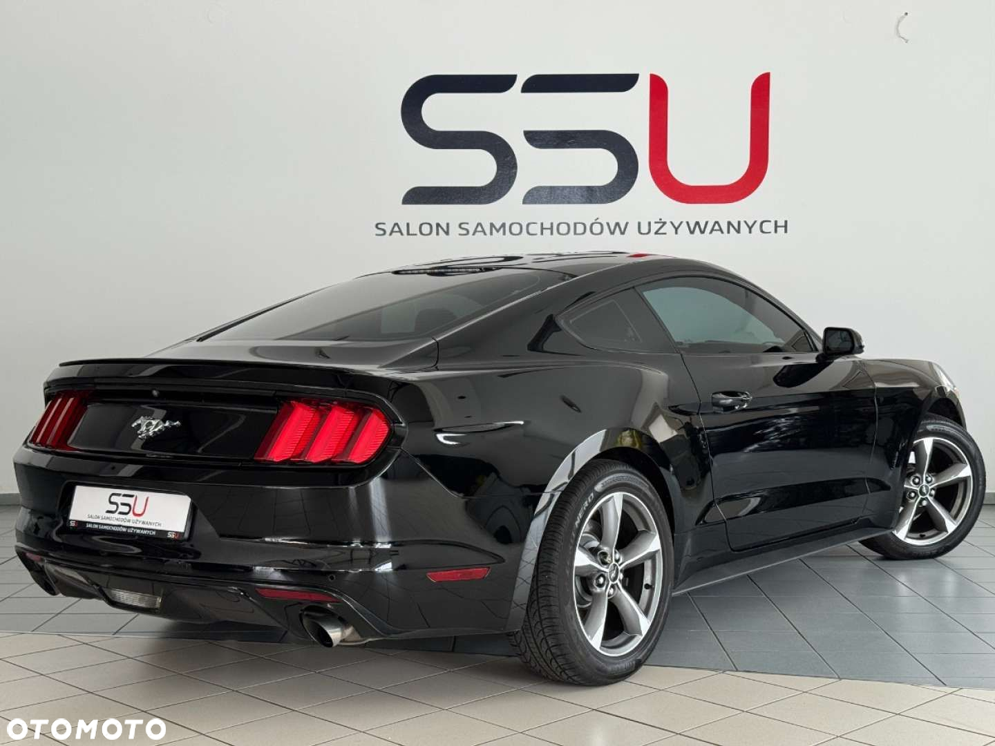 Ford Mustang - 5