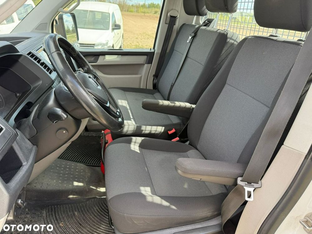 Volkswagen Transporter - 17