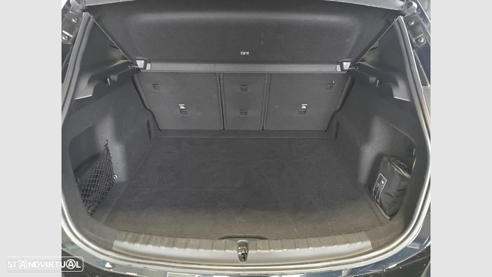 BMW 218 Active Tourer d Pack Desportivo M Auto — fotografia 15