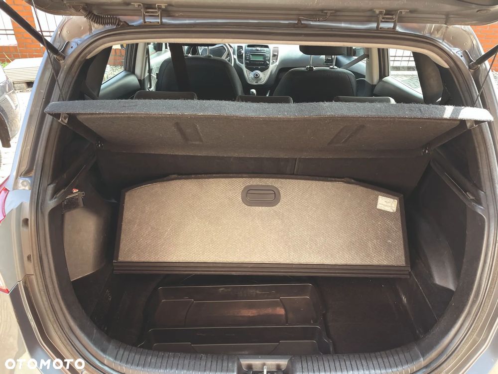 Hyundai ix20 - 23
