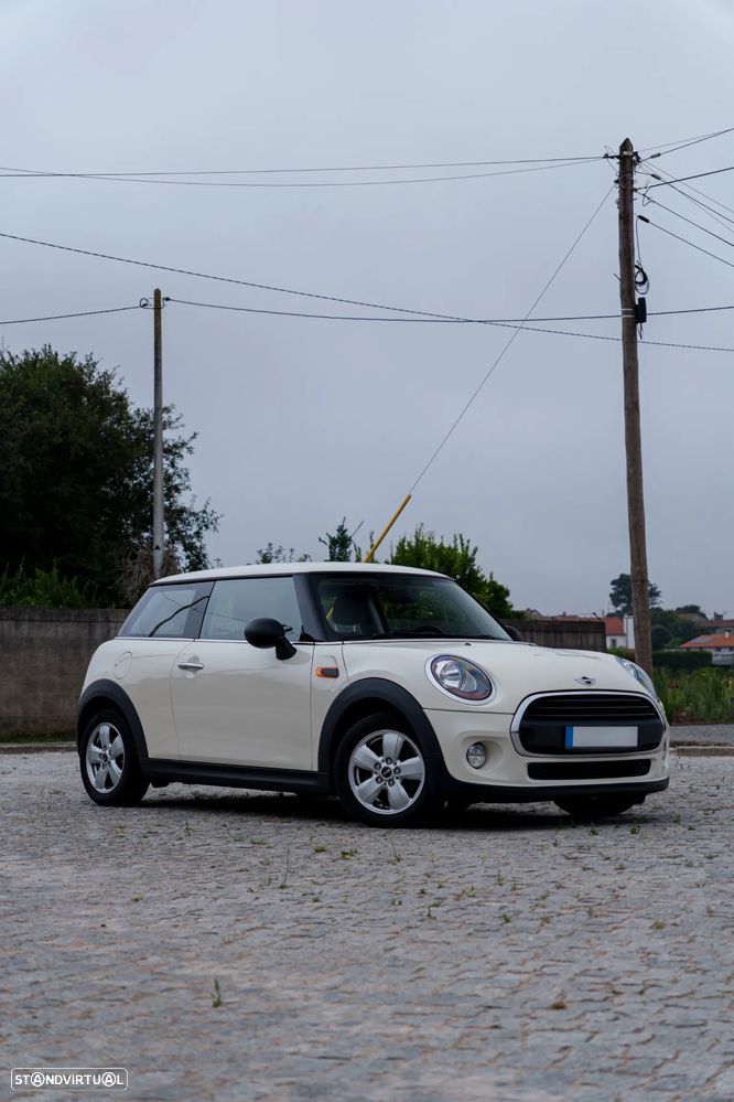 MINI 3 Portas One - 2