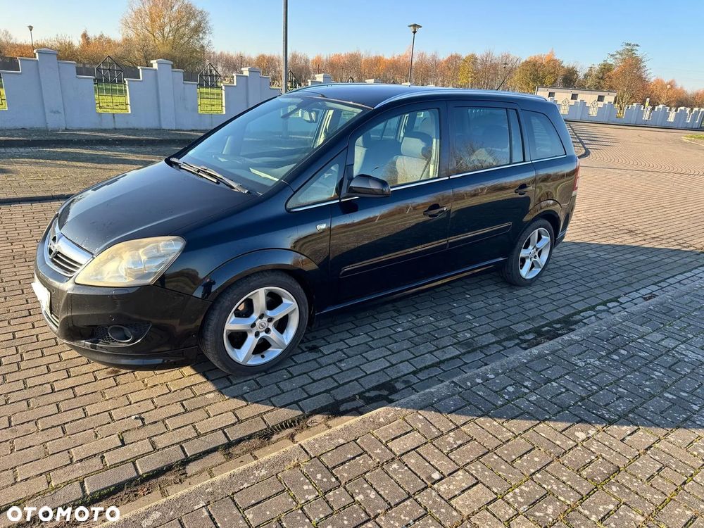Opel Zafira 1.9 CDTI Sport - 1