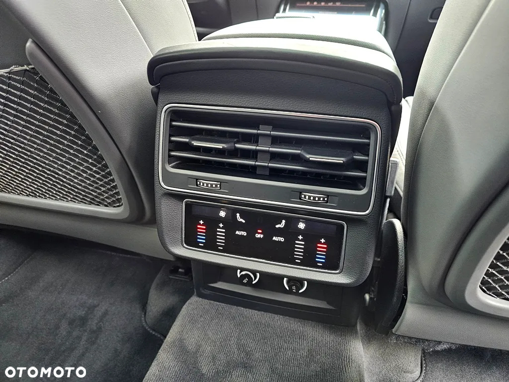 Audi Q8 - 17