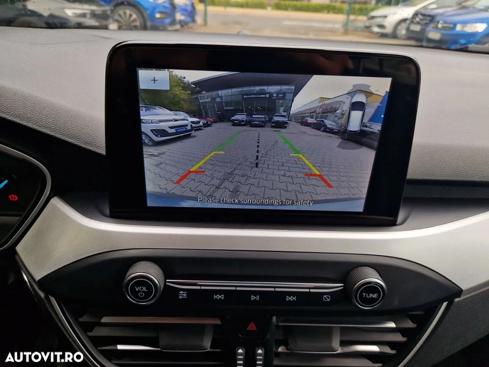 Ford Focus 1.0 EcoBoost Connected - 17