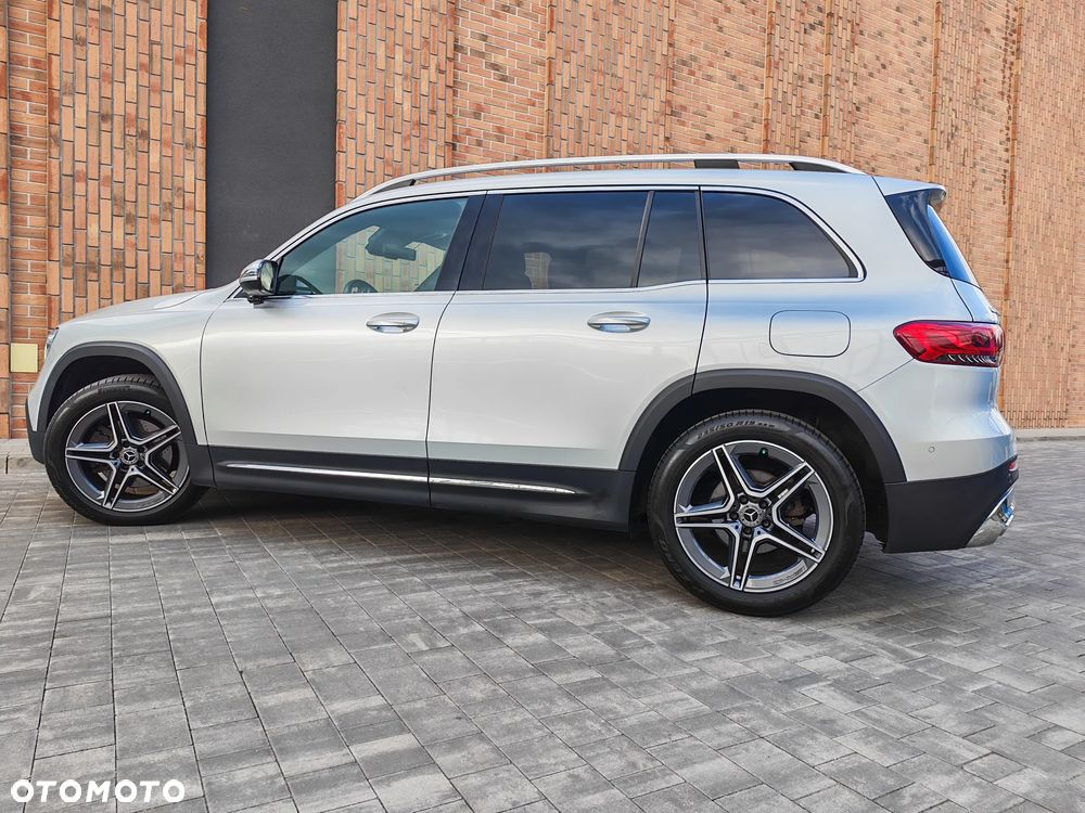 Mercedes-Benz GLB 200 4-Matic AMG Line 8G-DCT - 9