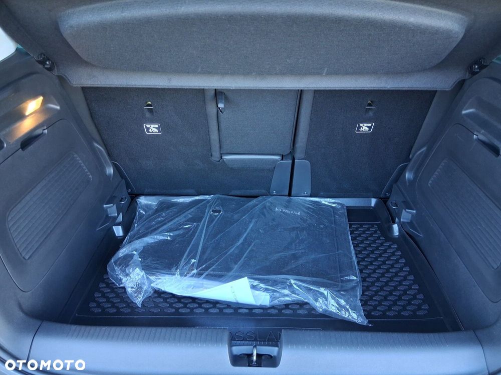 Opel Crossland X 1.2 T 120 Lat S&S - 28