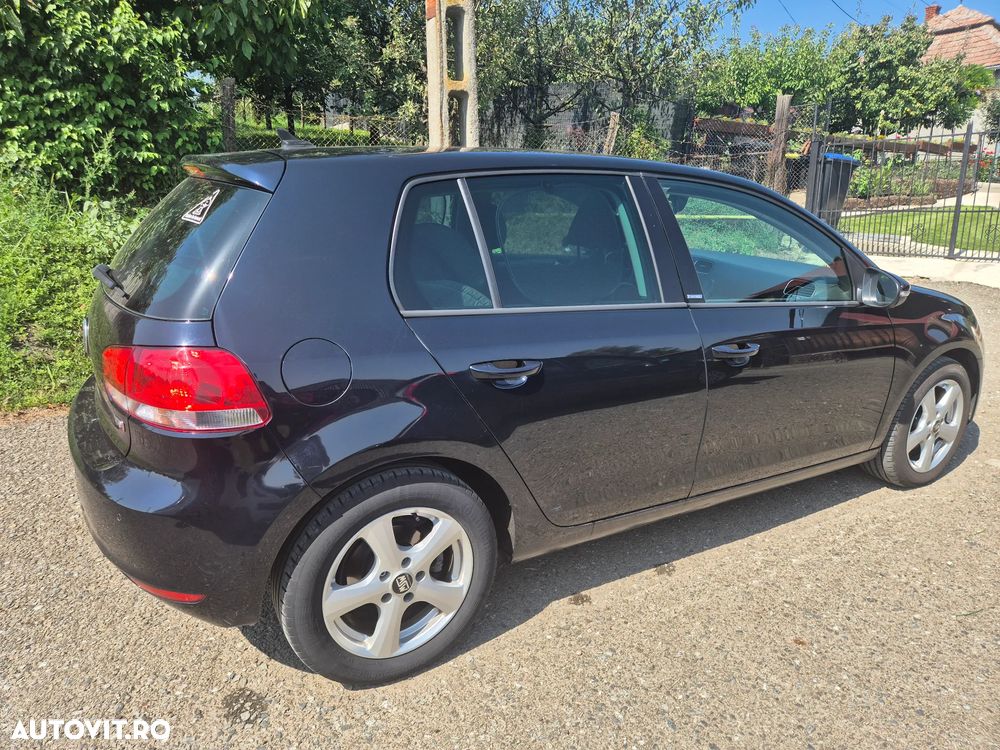Volkswagen Golf 1.6 TDI DSG BMT Trendline - 11