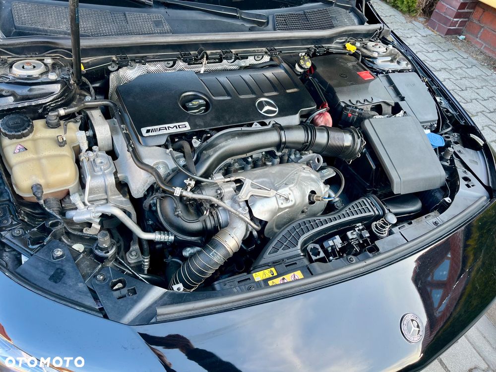 Mercedes-Benz CLA 220 7G-DCT AMG Line - 20