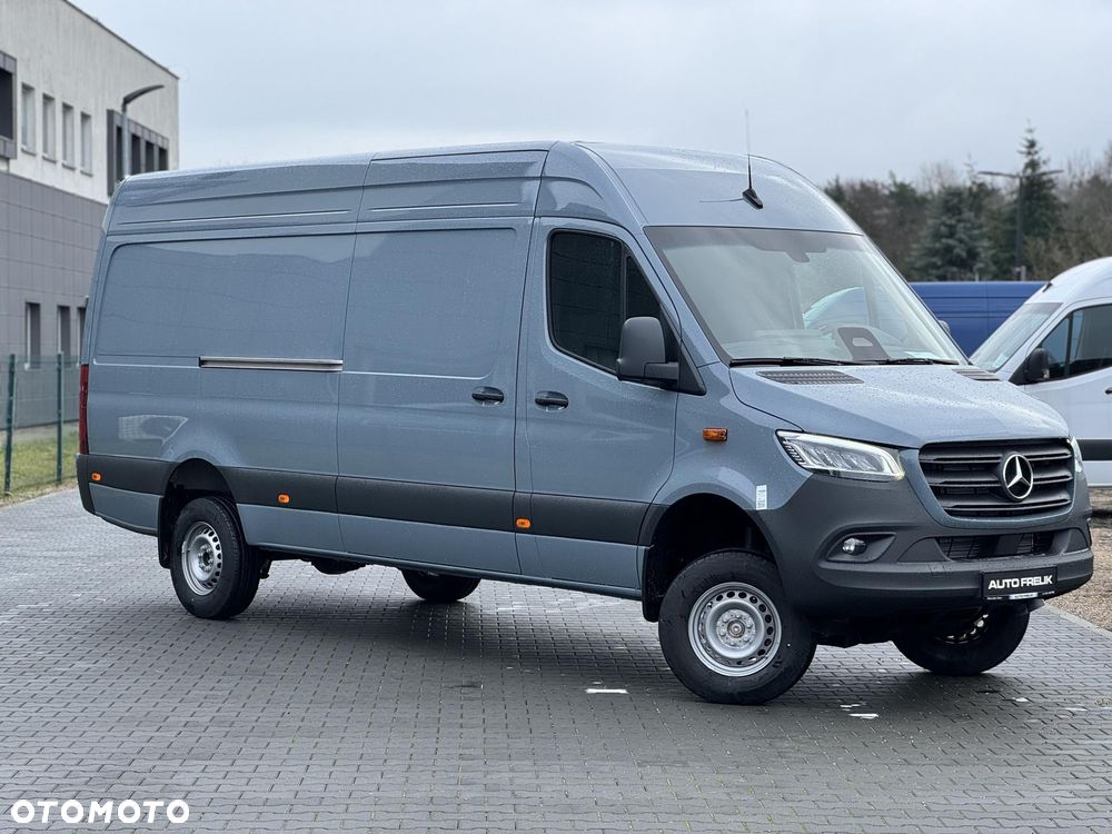 Mercedes-Benz Sprinter - 1