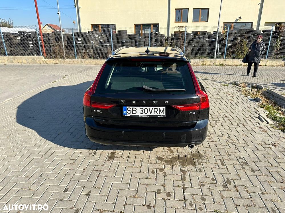 Volvo V90 D3 Geartronic Momentum Pro - 20