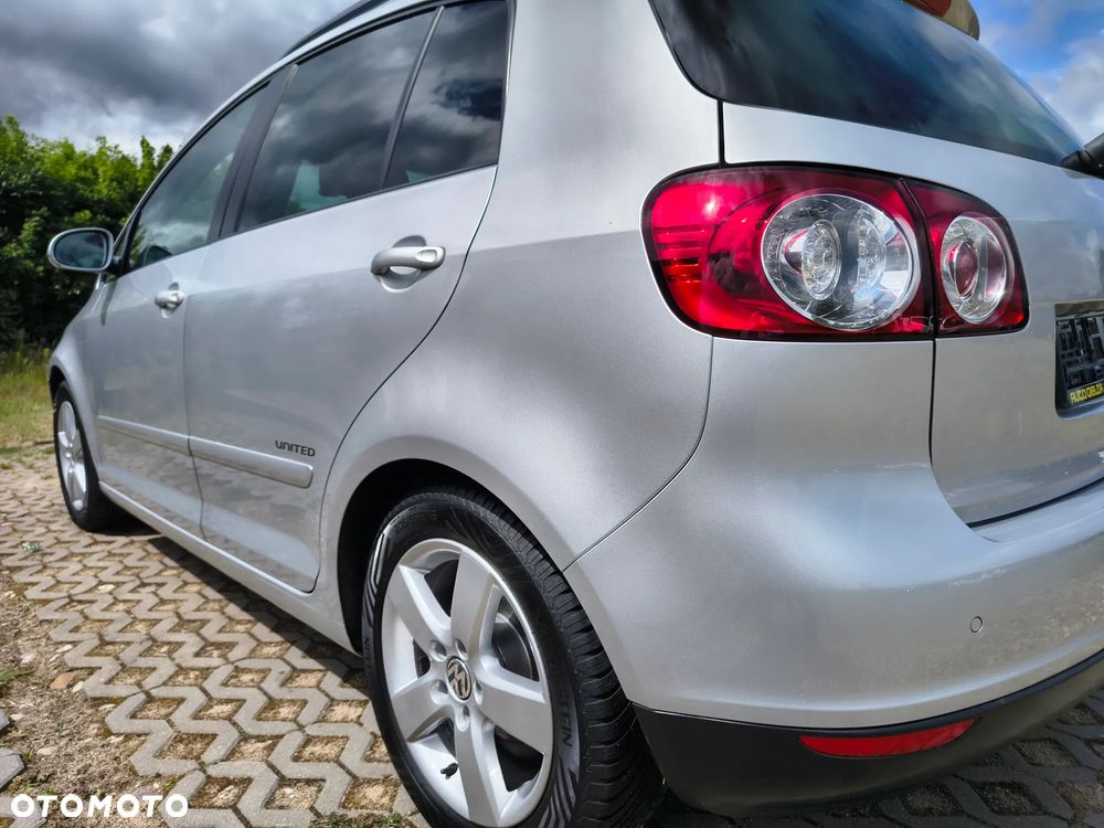 Volkswagen Golf Plus 1.9 TDI DPF United BlueMotion - 15